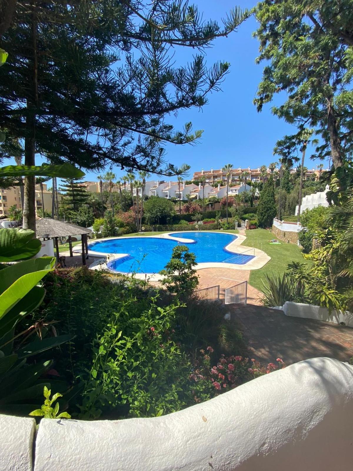 Benalgolf Vista Al Mar - Piscina Y Playa - Cercano A Campo De Golf Benalmadena Exterior photo